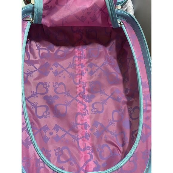 American Tourister Disney Princess 18" Hard Side Rolling Kids Suitcase Easy Pull - Picture 12 of 14